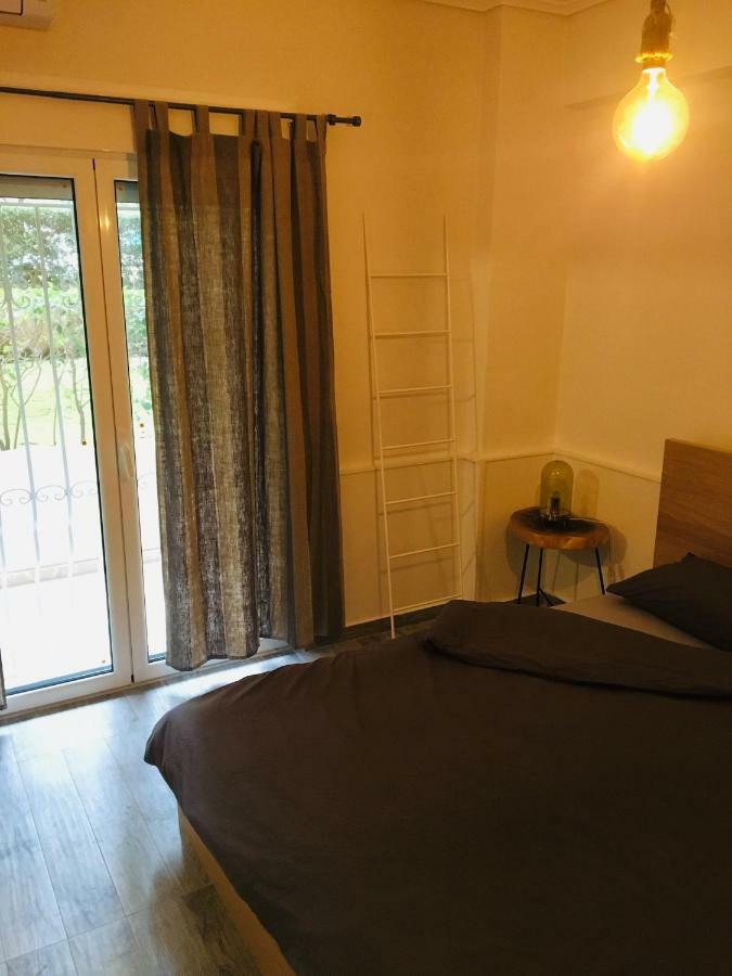 Anastasis Apartment In Palaio Faliro Athens Ngoại thất bức ảnh